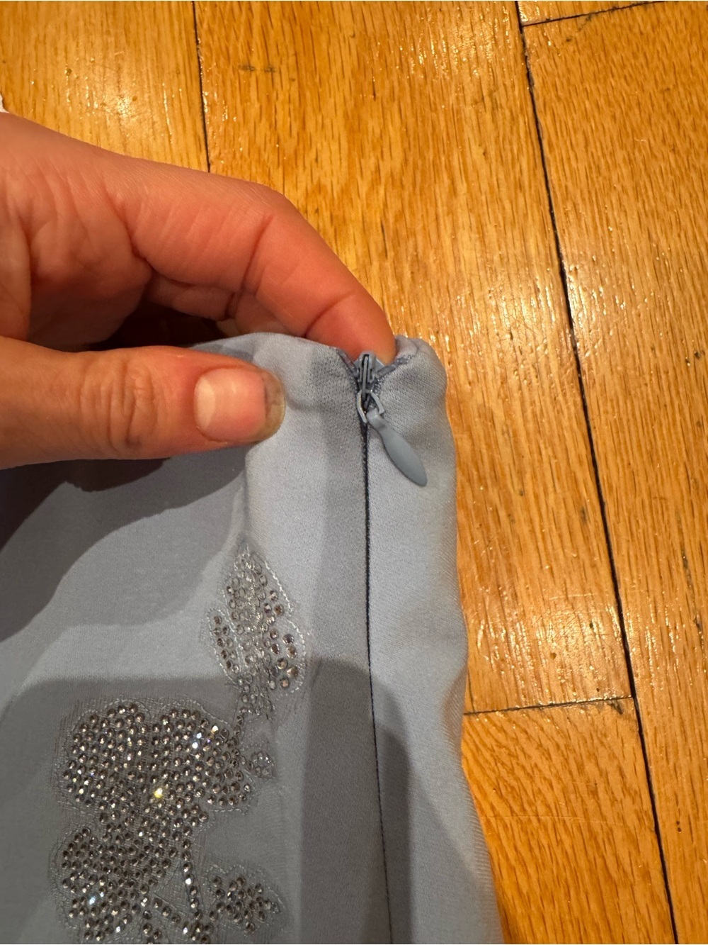 BNWT Zara light blue mini skirt with rhinestone appliqué - Picture 8 of 11